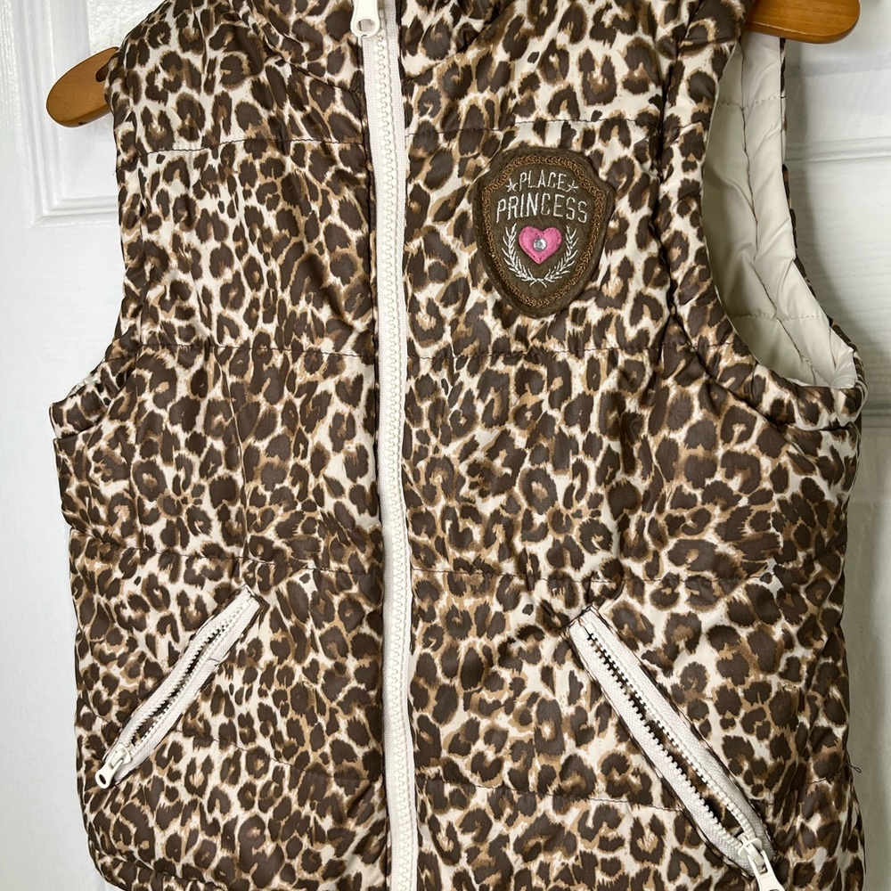 Childrens Place Girls 5/6 Reversible Puffer Vest Leopard Print Winter